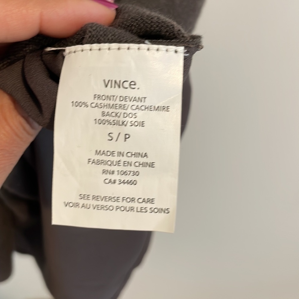 VINCE | NWOT Cashmere and Silk Short sleeve top - Picture 4 of 5